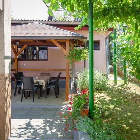 Apartment Zalac スルニュ エクステリア 写真