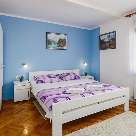 Apartment Zalac スルニュ エクステリア 写真