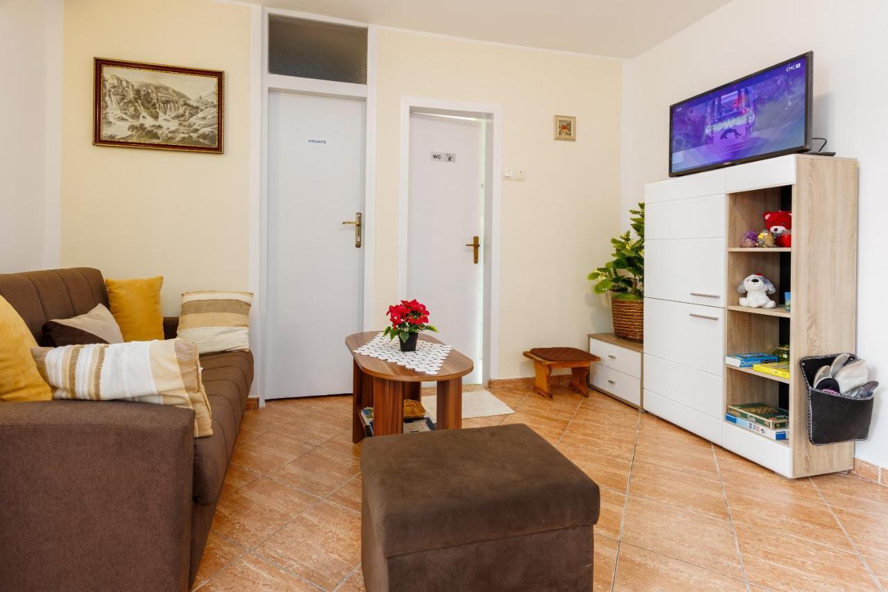 Apartment Zalac スルニュ エクステリア 写真