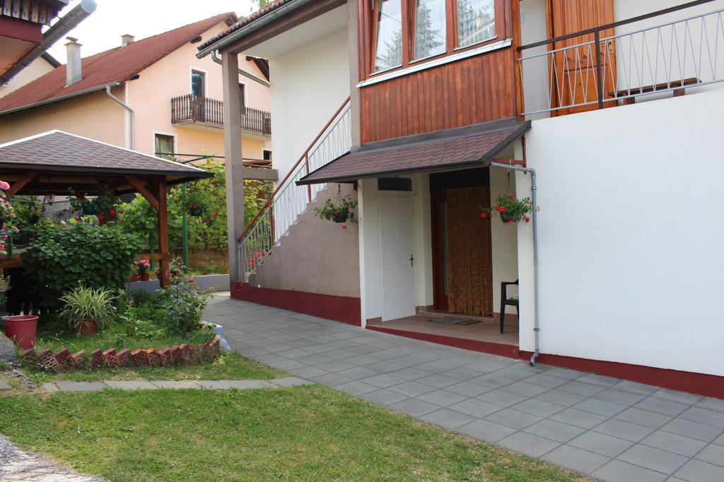 Apartment Zalac スルニュ エクステリア 写真