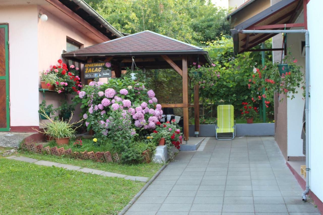 Apartment Zalac スルニュ エクステリア 写真